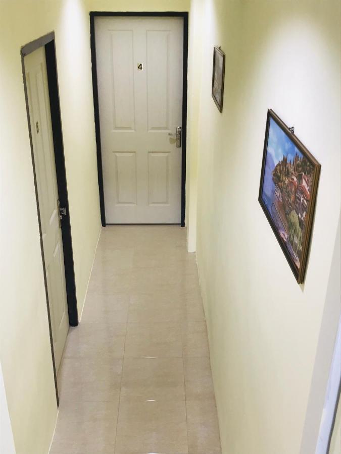 Hotel Harrys Resiendence Bangkok Esterno foto
